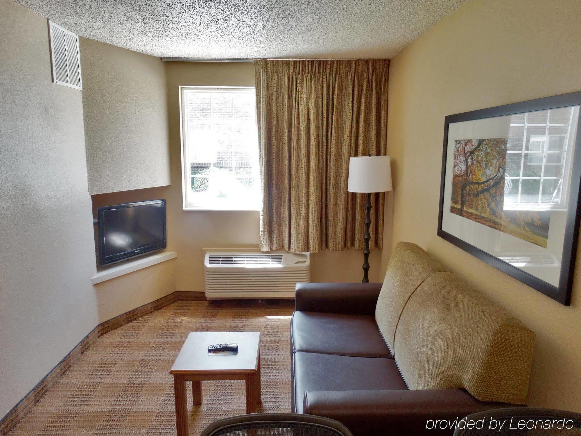 Extended Stay America Select Suites - Orlando - Lake Mary - 1040 Greenwood Blvd Εξωτερικό φωτογραφία